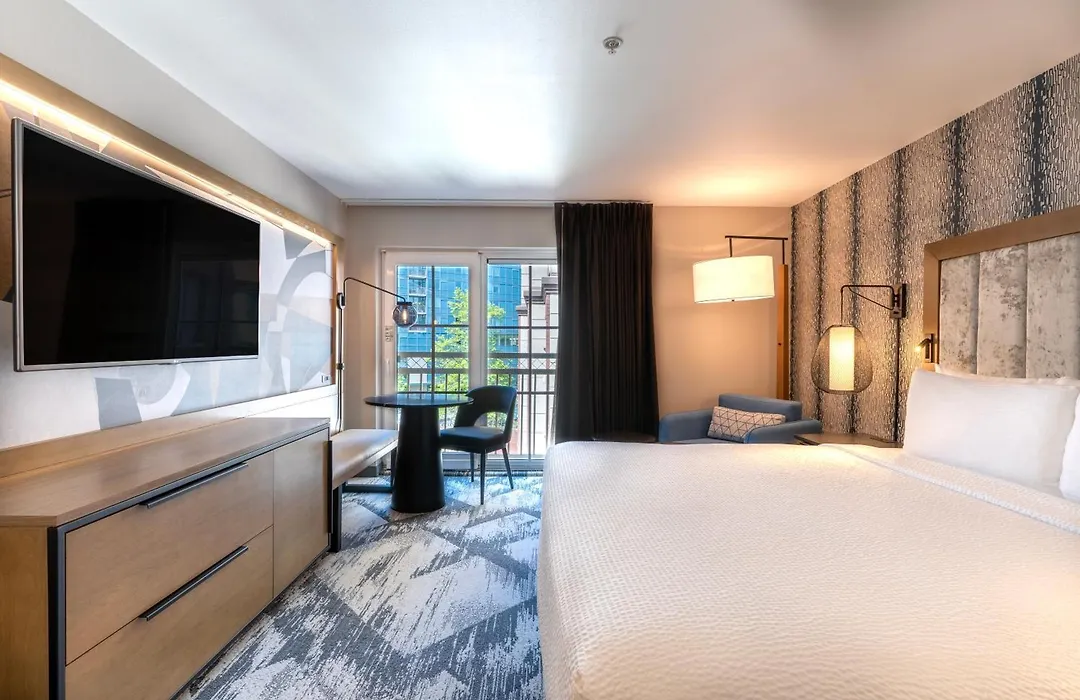 Silver Cloud Hotel - Seattle Broadway-1