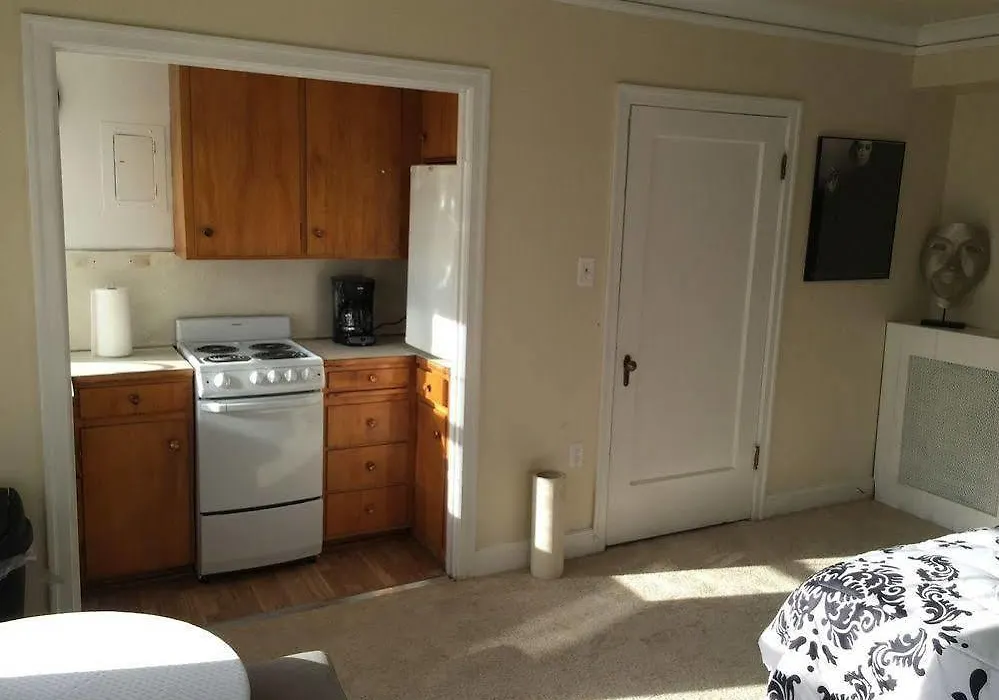 Convention Center Boutique Apartments-1