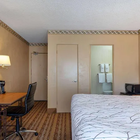 Travelodge By Wyndham Seattle By The Space Needle-3