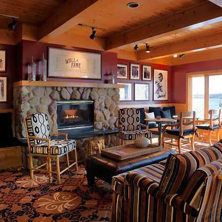 The Edgewater, A Noble House Hotel-3